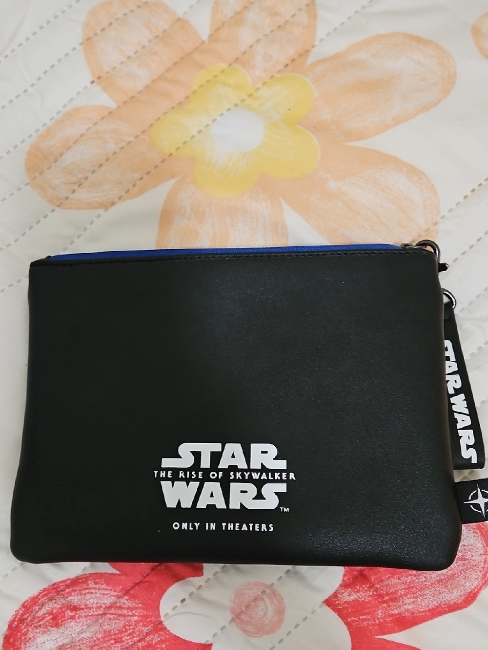 Star Wars The Rise of Skywalker Black Pouch with Blue Zip